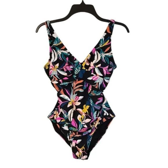 Island Escape Other - Island Escape Tropical Print 1-Piece Women’s Swimsuit Sz. 6 Cruise Resort NW/OT